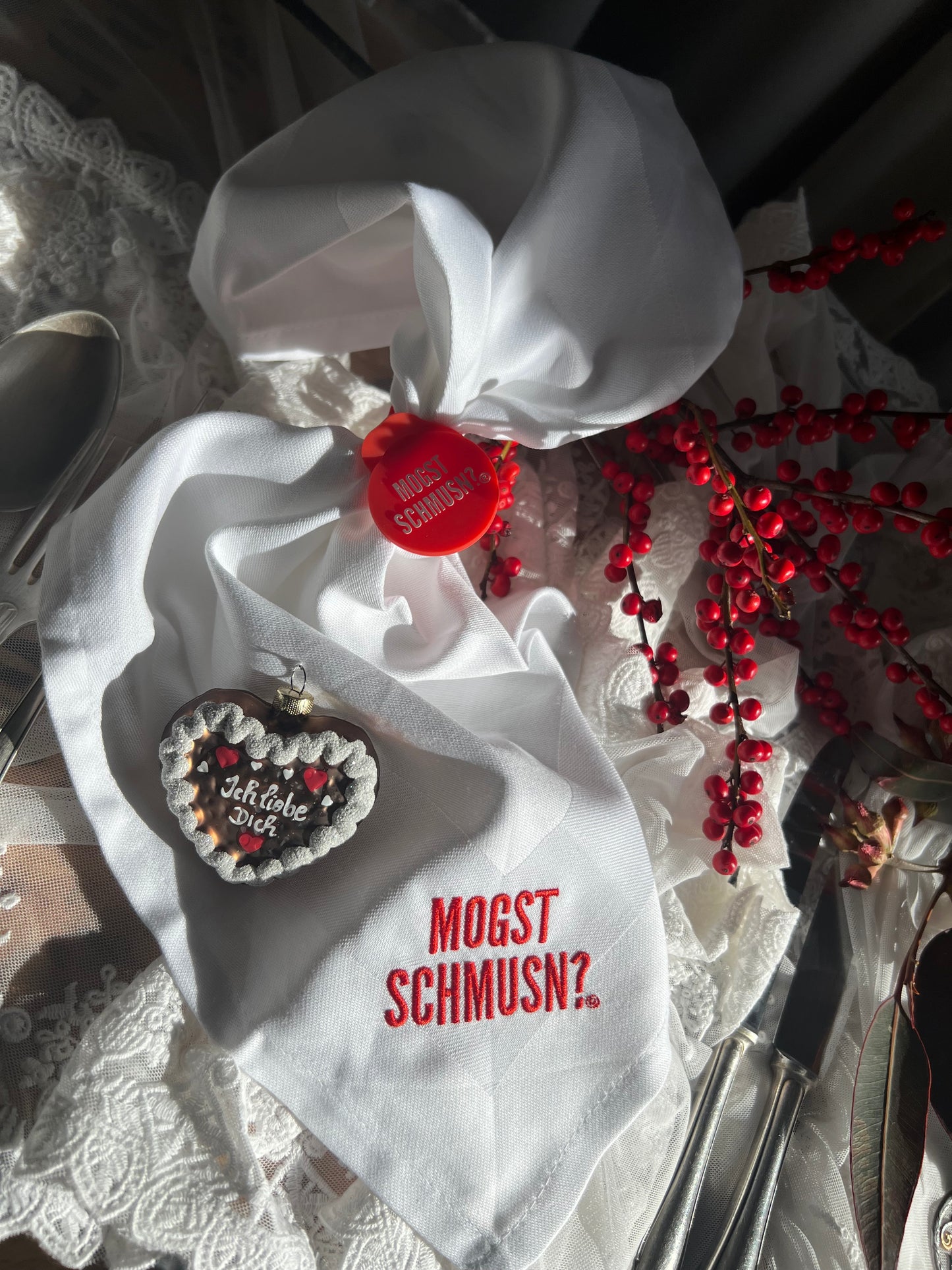 #04 - WOULD YOU LIKE TO SMELL?® - CLOTH NAPKIN, Gspusi!