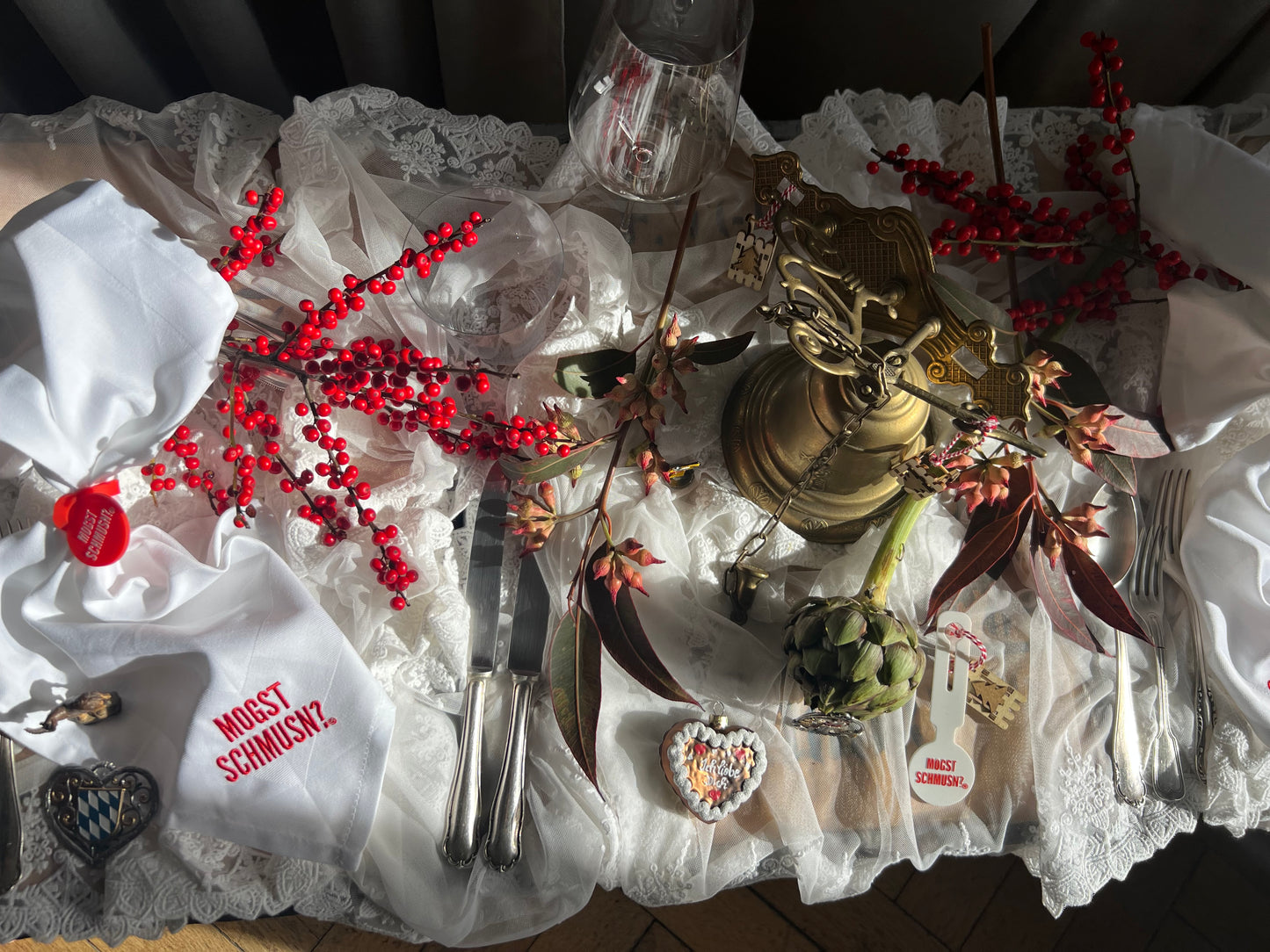 #04 - WOULD YOU LIKE TO SMELL?® - CLOTH NAPKIN, Gspusi!